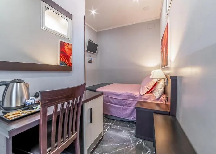 In - Termini Train Station בית הארחה רומא